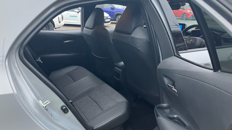 Toyota Corolla 1.8 VVT-i Hybrid Design 5dr CVT Hybrid Hatchback